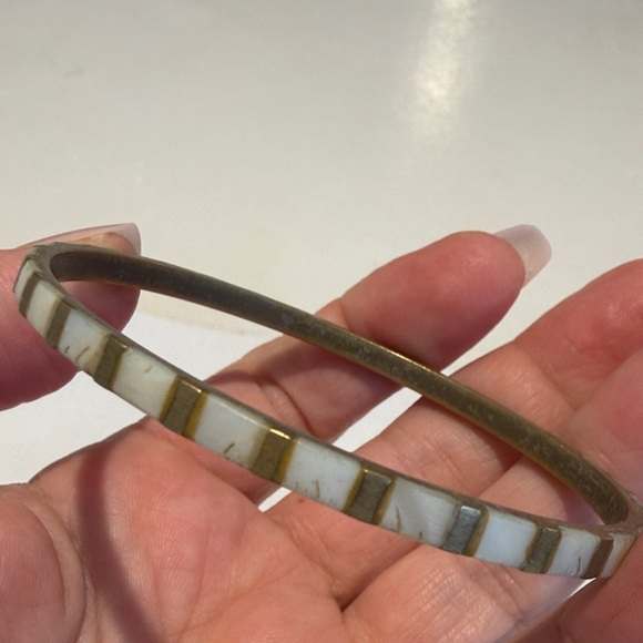 Elegant kate spade Gold brass and Cream Bangle Set - Picture 9 of 15